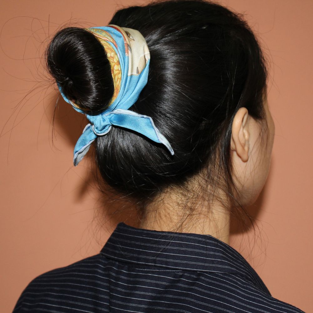 Khăn Lụa Tơ Tằm Vuông Thiết Kế Thanh Xuân 55cm